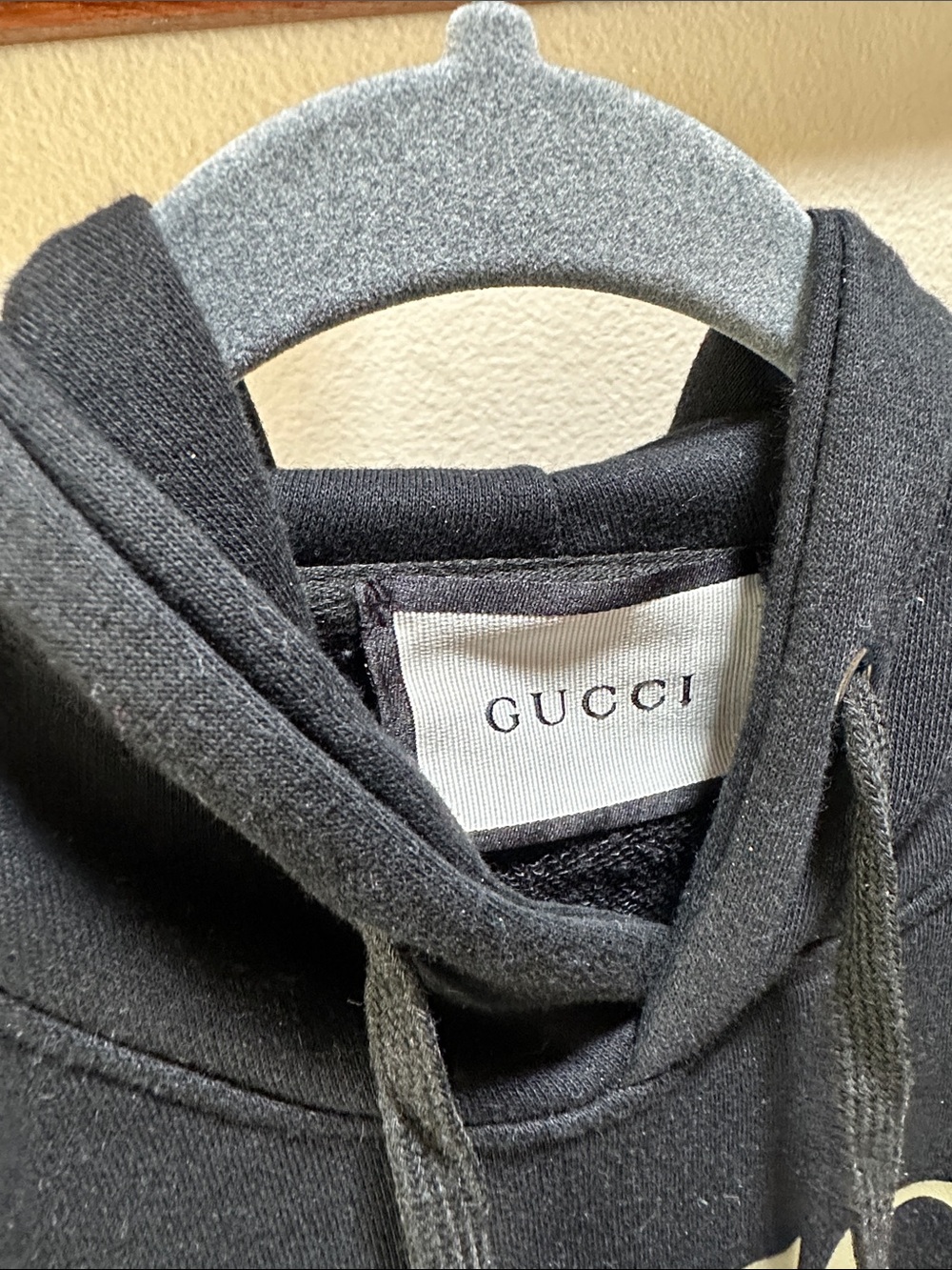 Gucci Black Crewneck Sweater with Green & Red Stripe and Blue Sleeve Logo - Picture 2 of 4